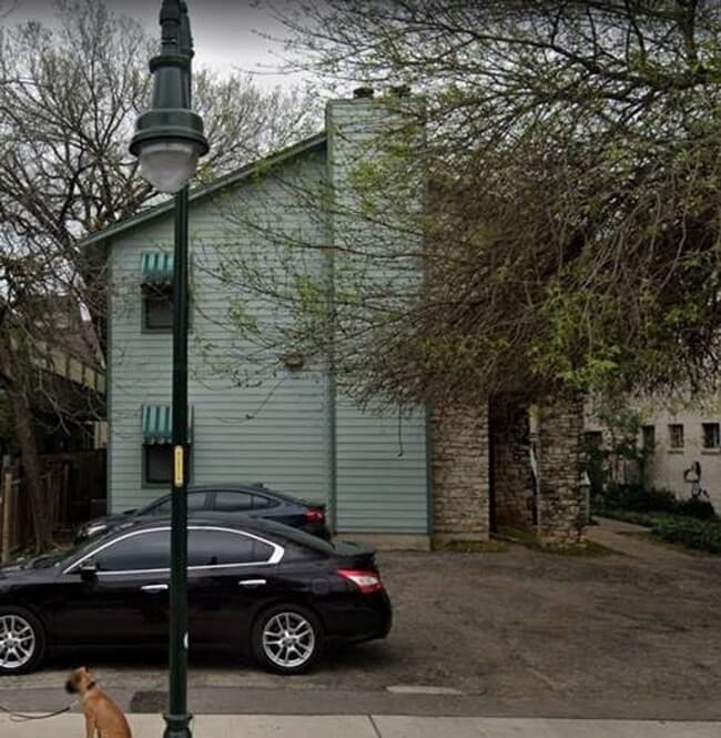 Building Photo - 2813 1/2 Rio Grande St Building Photo - 2813 1/2 Rio Grande St