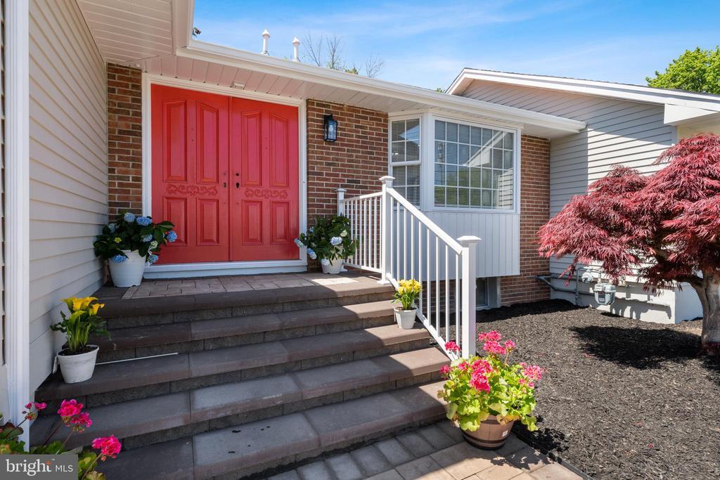 Foto principal - 4 Hillside Ave