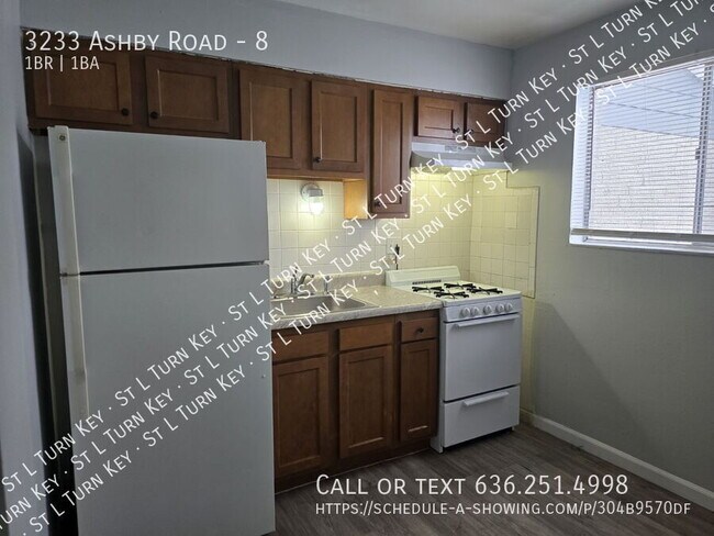 Foto del edificio - 3233 Ashby Rd