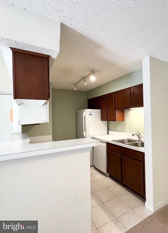 Primary Photo - 1521 Lincoln Way
