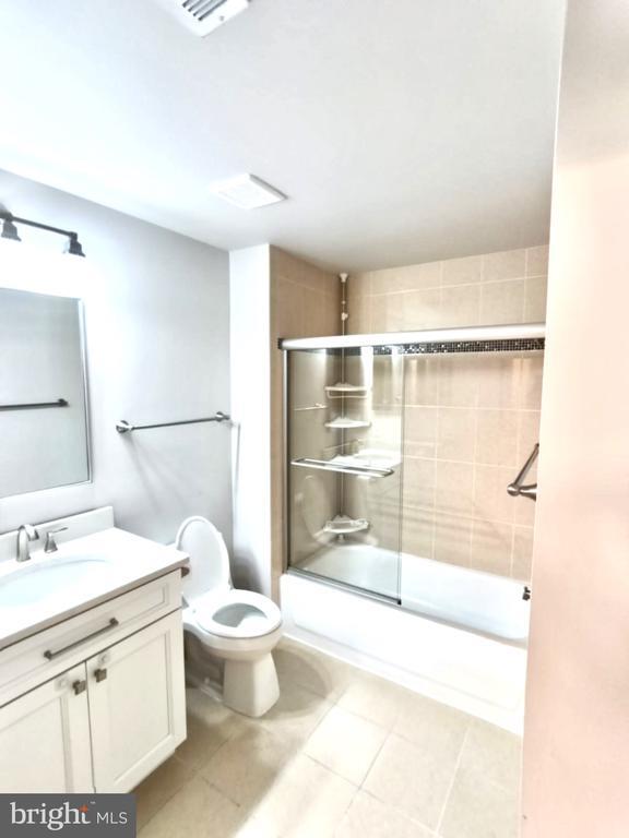 Foto del edificio - 1641 International Dr