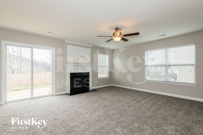 Building Photo - 2711 Gusty Ln