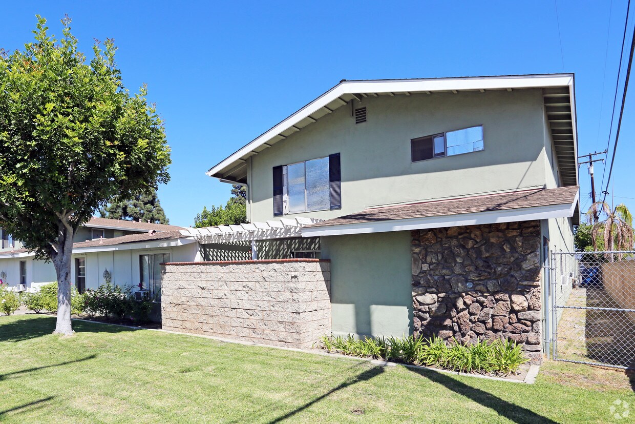 Foto del edificio - 12120 Gilbert St