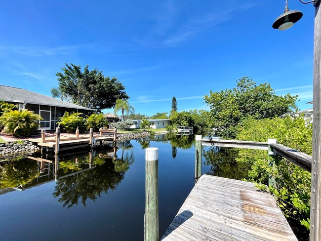 Foto del edificio - WATERFRONT- DOCK- CLOSE TO PUNTA GORDA ISLES