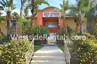 Primary Photo - 5424 Sepulveda Blvd
