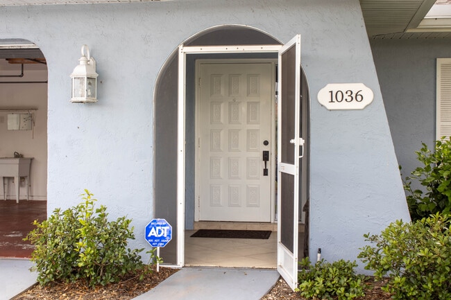 Building Photo - 1036 N Cypress Point Dr