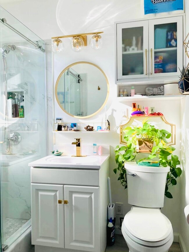 Building Photo - 1111 Boylston St