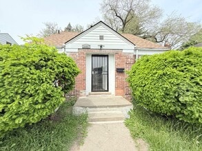 Building Photo - 19357 Fielding St