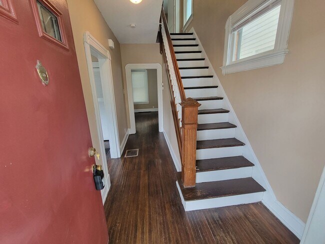 Building Photo - 602 Park Ave 3BR/1BA (Hamilton)