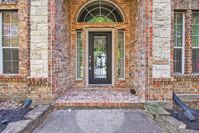 Building Photo - 3427 Lakeridge Canyon Dr