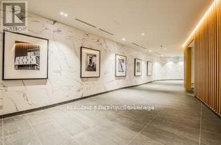 Building Photo - 160 Flemington Rd