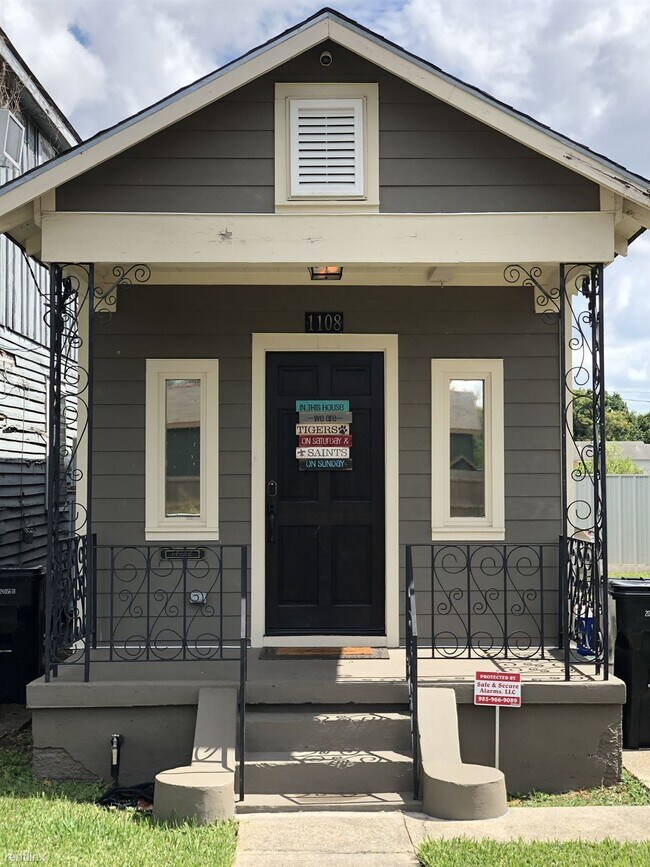 Building Photo - 1 br, 1 bath House - 1108 Nunez Street