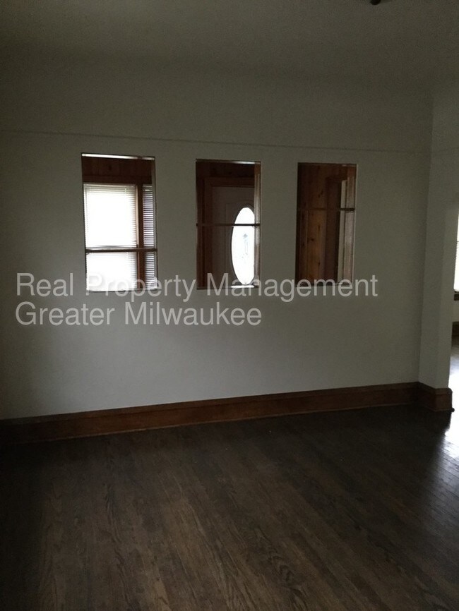 Foto del edificio - 4 Bedroom Single Family Home