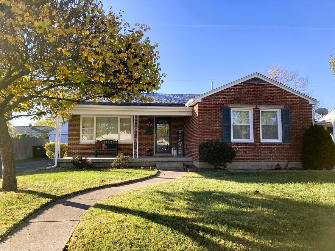 Foto principal - 3 Min to WPAFB! Adorable 3 Bedroom Brick H...