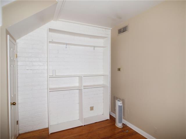 Building Photo - 315 Lee Ln