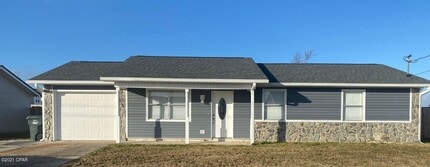 Building Photo - 610 E Pine Forest Dr