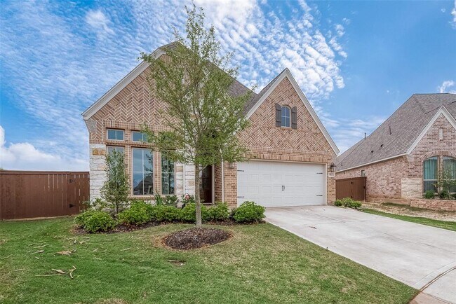 Building Photo - 5066 Morrison Dr
