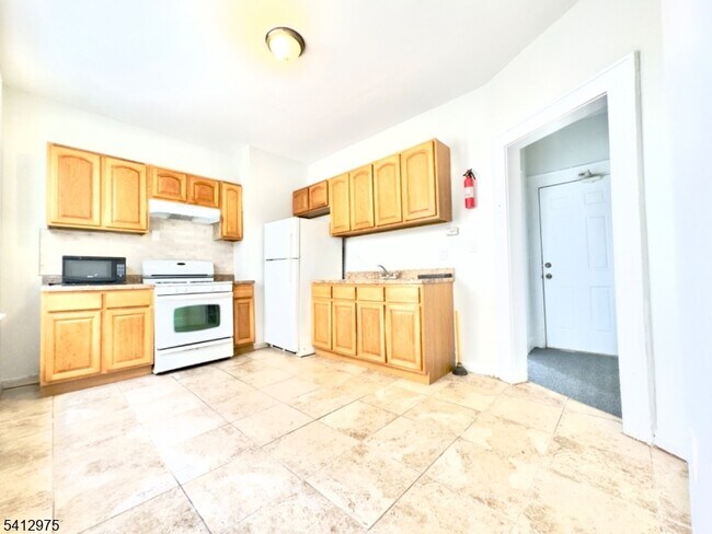 Foto del edificio - 476 Grove St