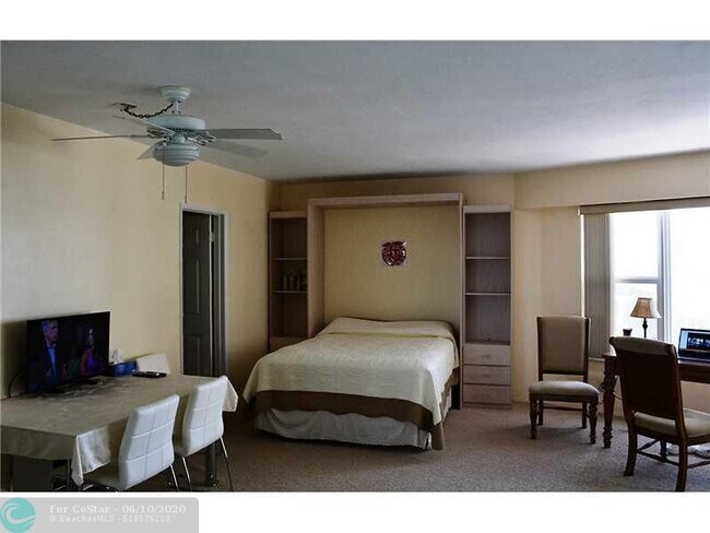 Building Photo - 3700 Galt Ocean Dr