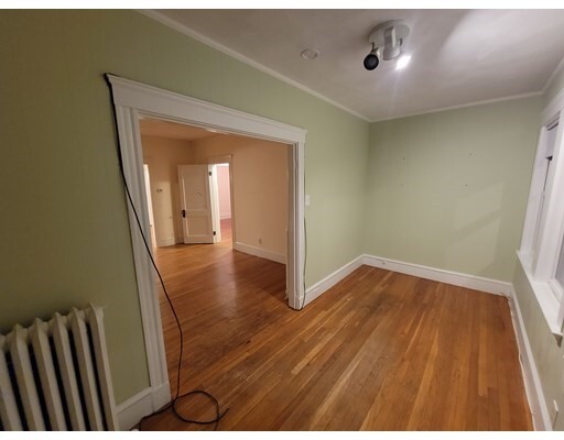 Building Photo - 29 Rosecliff St