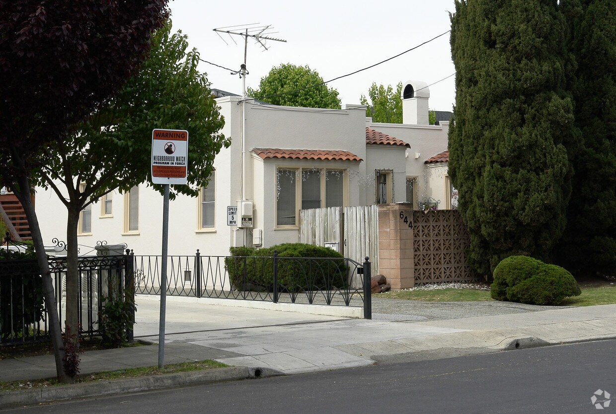 Foto del edificio - 644 Fulton St