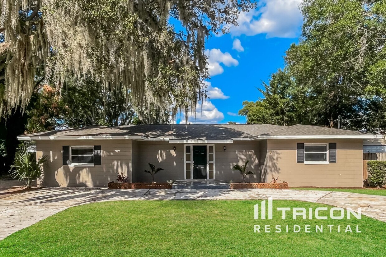 Primary Photo - 104 New Hope Road Brandon FL