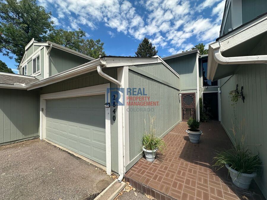 Photo - 2840 S Kenton Ct-