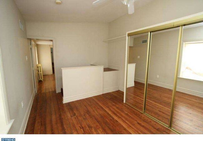 Building Photo - 1214 N 5th St