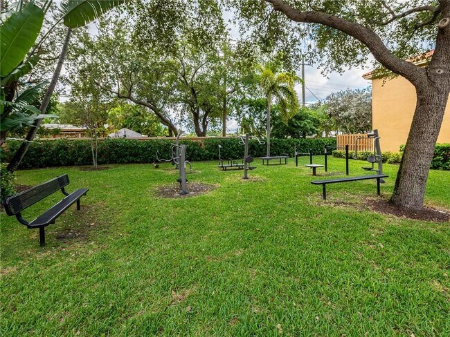 Foto del edificio - 2319 Mariner Ct