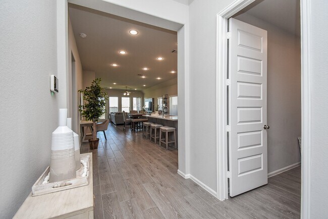 Foto del edificio - 31443 Splitting Willow Ln