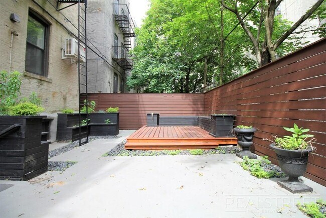 Plano de planta - 1259 LINCOLN PLACE