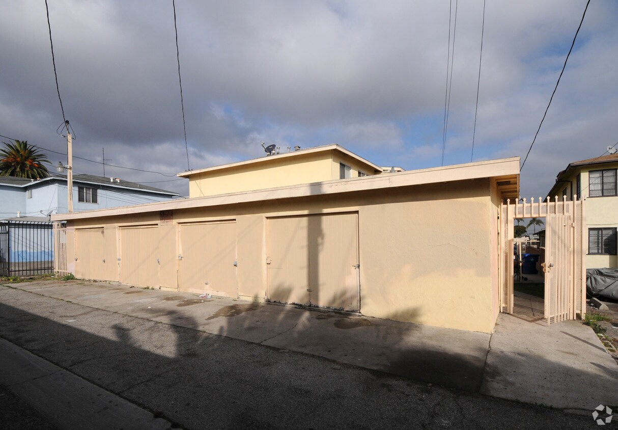 Foto del edificio - 750 Imperial Hwy