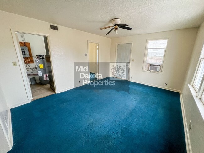 Foto del edificio - 216 W 12th Ave