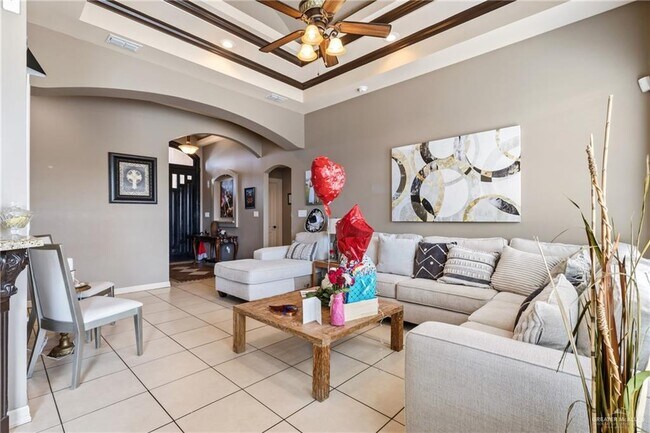 Foto del edificio - 19 Canela Ave