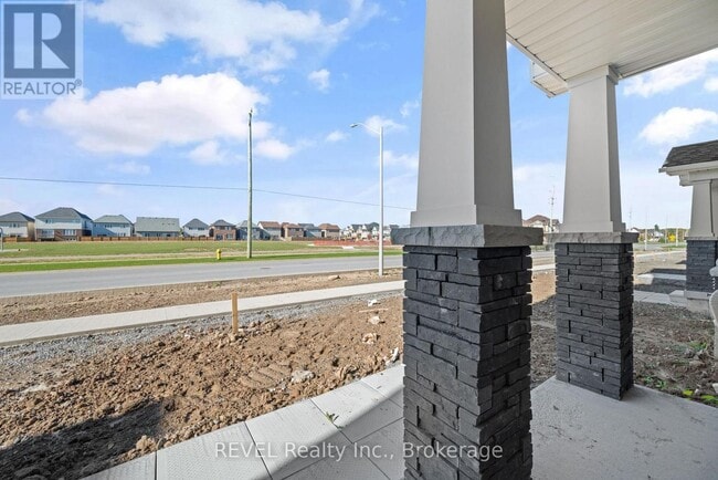 Photo du bâtiment - 39 Lilac Ln