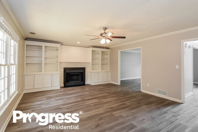 Building Photo - 3500 Greyfield Ln NW