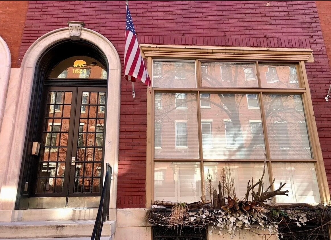 Photo - 1624 Spruce St (Philadelphia, PA)