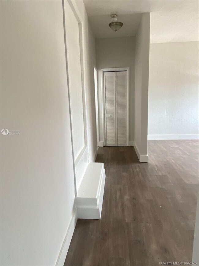 2516 SW 8th St Unit 2, Miami, FL 33135 Room for Rent in Miami, FL