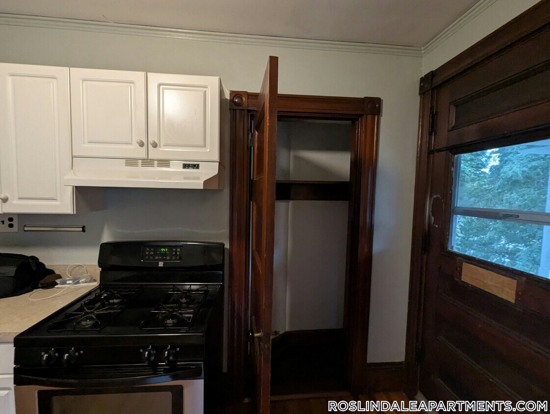 Foto principal - 1068 South St