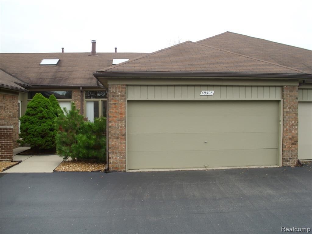 Foto principal - 49306 Mackinaw Ct