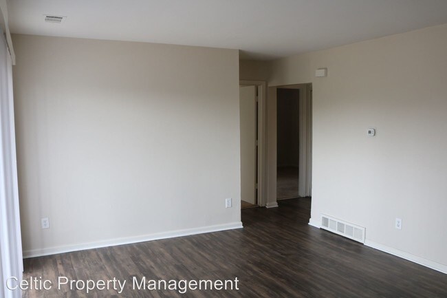 Foto del edificio - 3909 Kenwood Ave