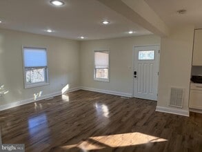 Building Photo - 9300 Sanger St