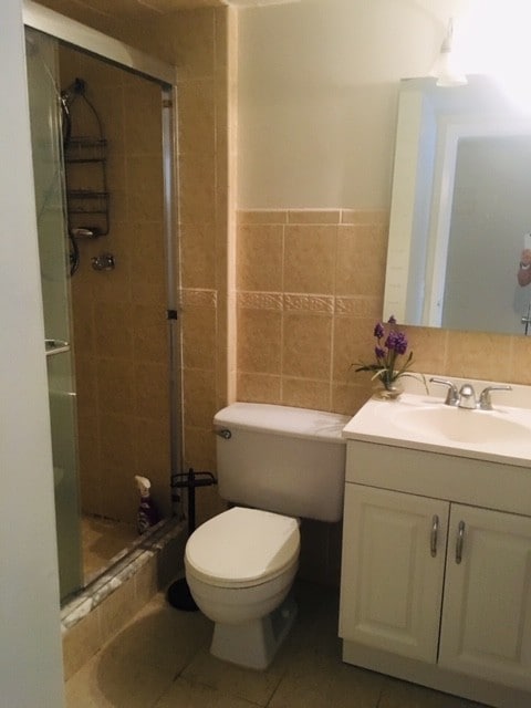 Fotografía del edificio - 2420 Diana Dr