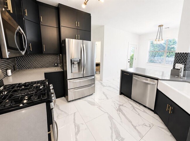 Foto del edificio - 1610 Juniper Ridge Loop