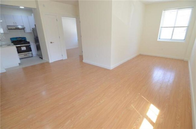 Building Photo - 2 bedroom in Brooklyn NY 11223