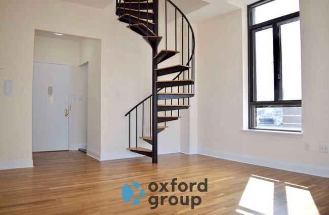 Foto del edificio - 3 bedroom in NEW YORK NY 10002