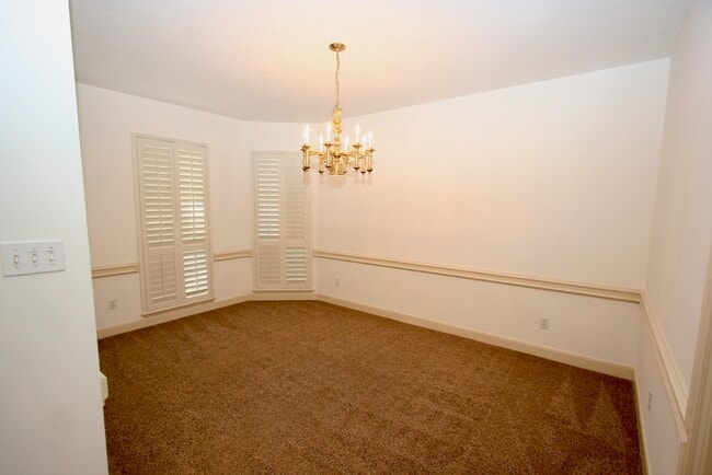 Building Photo - 6706 Prairie Dunes Dr