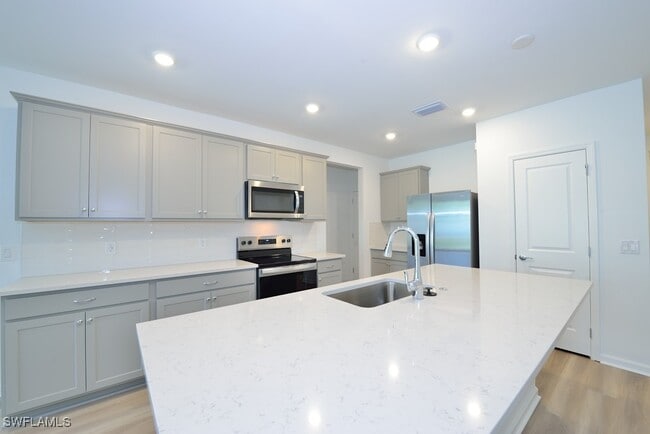 Building Photo - 27839 Solis Grande Dr