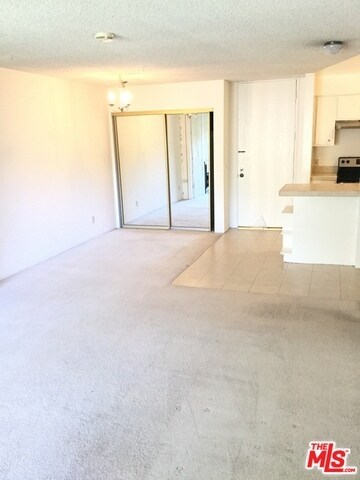 Building Photo - 1208 Raintree Cir
