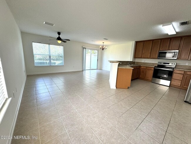 Building Photo - 1500 Calming Water Dr